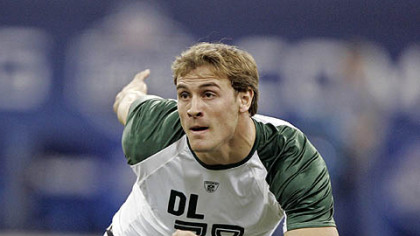 Defensive lineman Chris Long, Virginia
