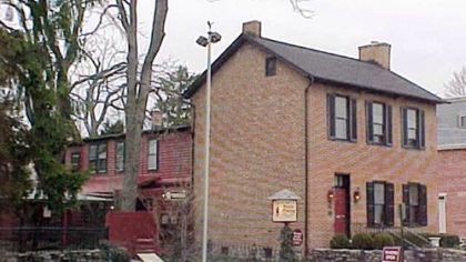 Farnsworth House Inn in Gettysburg is said to be haunted by no fewer than 14 ghosts, making it the seventh-most-haunted inn in America.