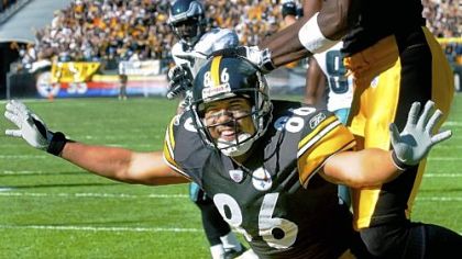 Hines Ward mocks Terrell Owens and 'The Dirty Bird' after scoring in 2004.