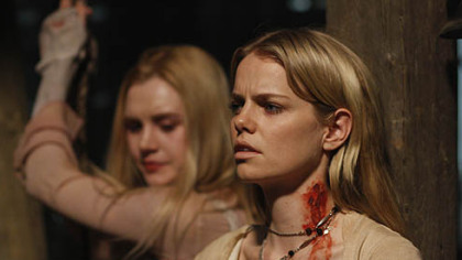 Michelle Molineux as Tara and Mircea Monroe as Virginia in tonight's "Fear Itself."