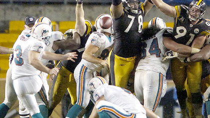 Steelers' Max Starks (78) blocks a field goal against the Dolphins last season.