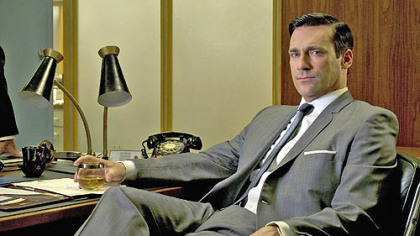 Jon Hamm plays ad man Don Draper, the central character in "Mad Men, who stays cool in single-breasted suits and monotone colors.