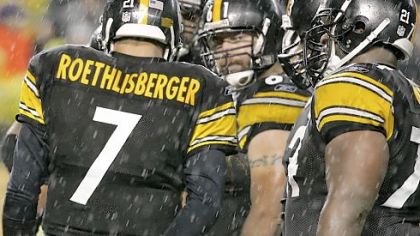 Sean Mahan (61) was overpowered by some of the bigger nose tackles in the league and the Steelers signed free agent Justin Hartwig to replace him.