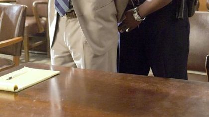 Mark-Paul Gosselaar, left, portrays a defense lawyer who runs afoul of the court in TNT's "Raising the Bar."