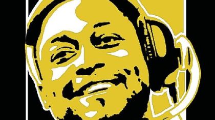 T-shirt combines Tomlin's image and Obama's motto.