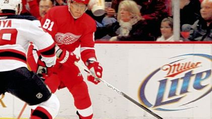 Marian Hossa joined the Detroit Red Wings this season after helping the Penguins reach the Stanley Cup finals last season. The Penguins play at Detroit tomorrow night.
