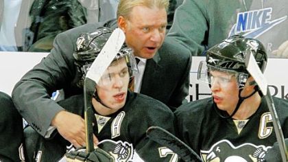 Penguins coach Michel Therrien will keep Evgeni Malkin, left, and Sidney Crosby on the first power-play unit.